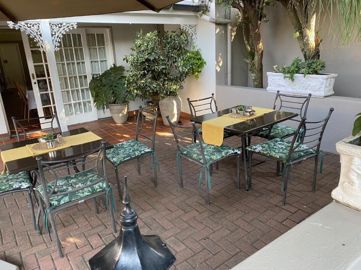 Oxford Lodge Vryheid Exterior photo