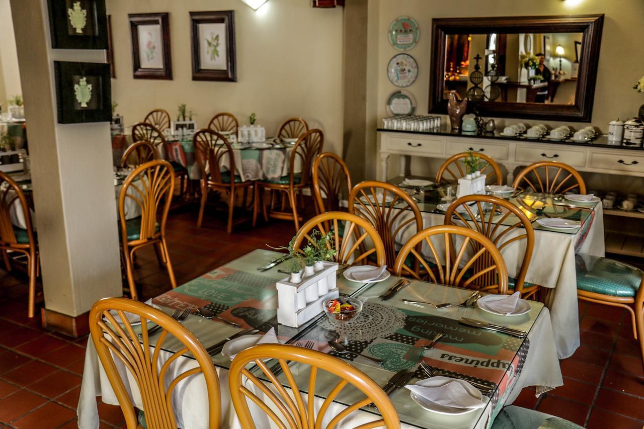 Oxford Lodge Vryheid Exterior photo